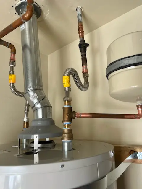 Water heater installation and plumbing repair in Correlli Estates